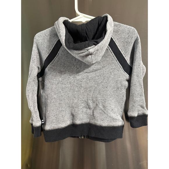 5/$25 Gray and Black Jacket - Splendid - 3T - Picture 2 of 3